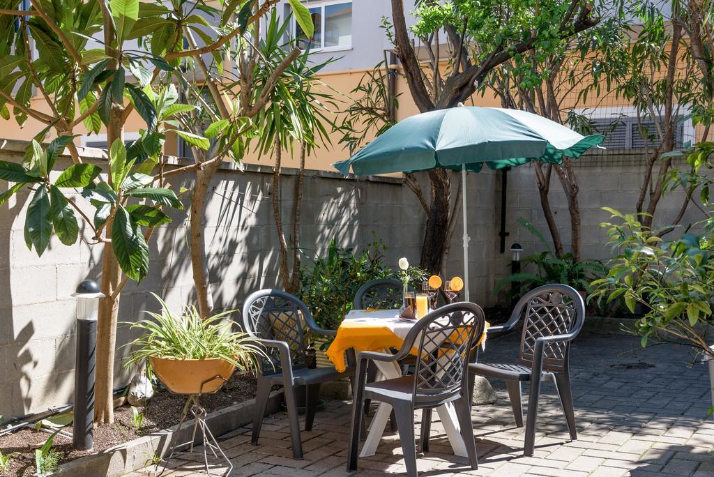 Hotel Morchio Diano Marina Exterior foto